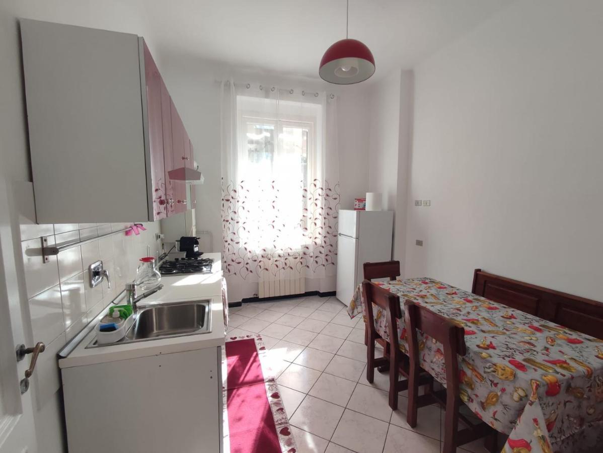 Lucia Appartamento Uso Esclusivo - Aeroporto Genova Sestri Ponente Luaran gambar